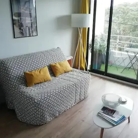 Nice Studio Near Train Station And Old Port *